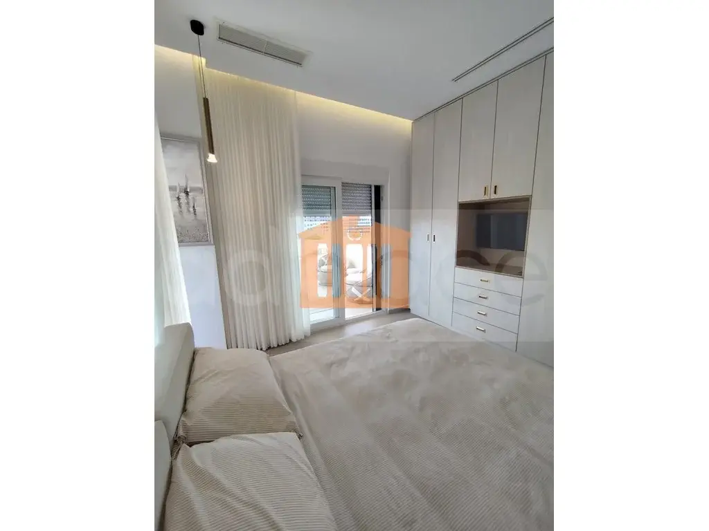 Apartament 1+1 dhoma 58 m² 8 kati