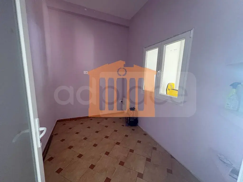 Pasuri të palujtshme komerciale 32 m² 1 kati