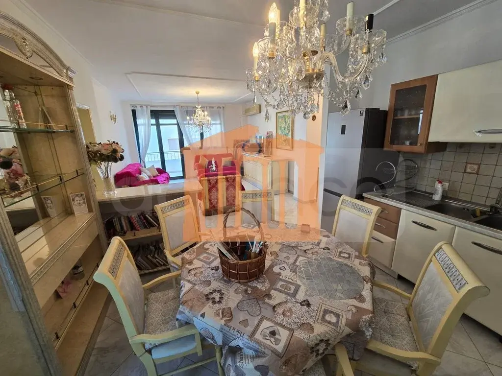 Apartament 1+2 dhoma 136 m² 5 kati