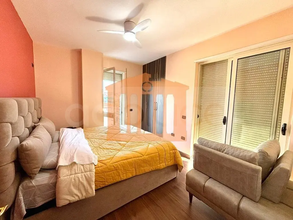 Apartament 1+1 dhoma 67 m² 4 kati
