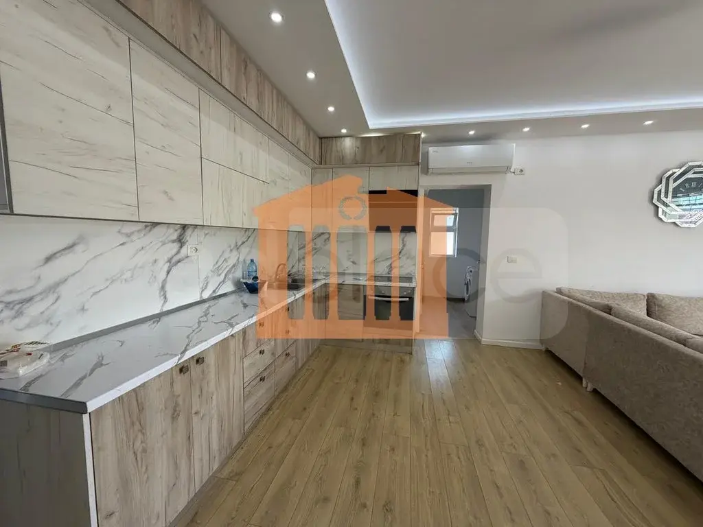 Vilë 280 m² 2 kati