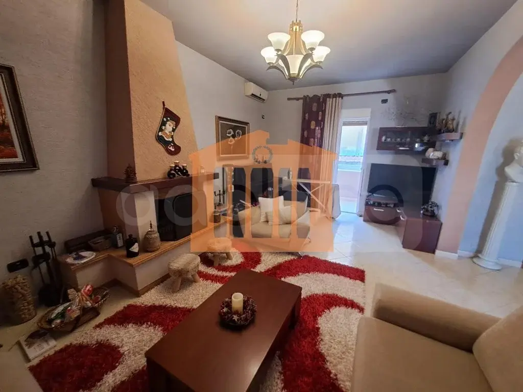 Vilë 174 m² 2 kati