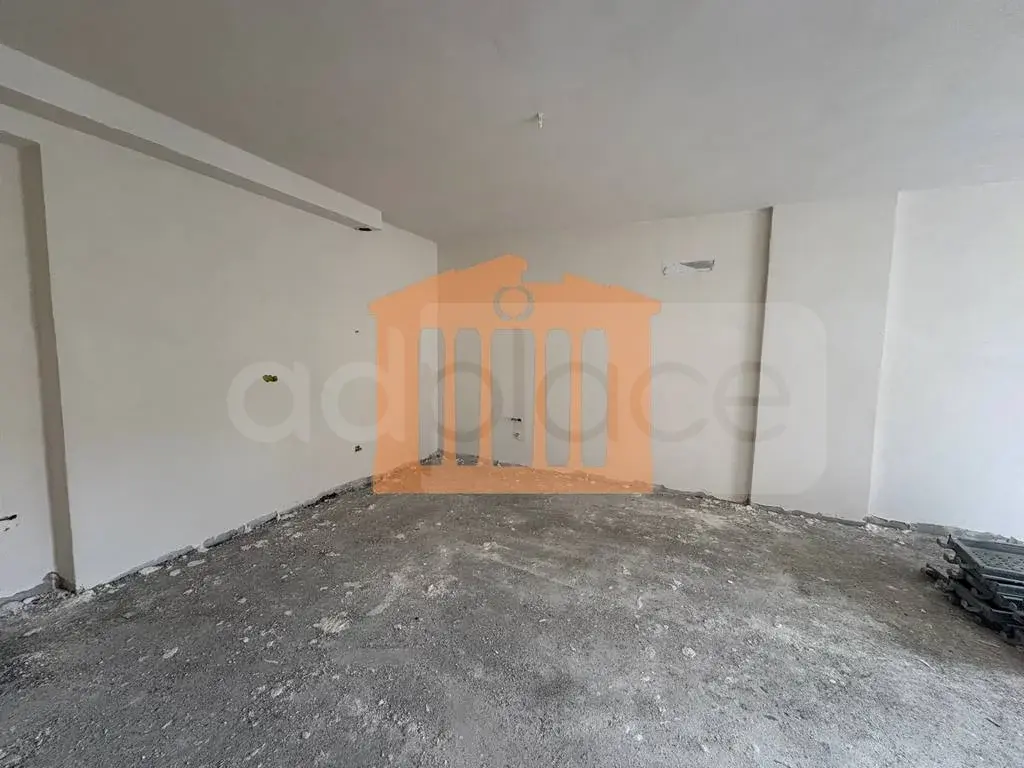 Apartament 1+1 dhoma 82 m² 1 kati