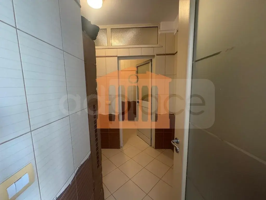 Pasuri të patundshme komerciale 72 m² 1 kati