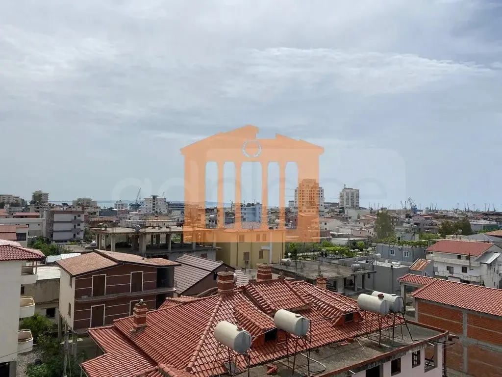 Pasuri të patundshme komerciale 1500 m²