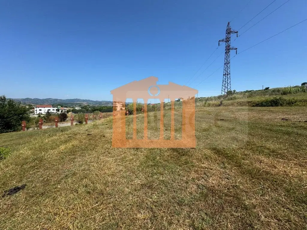 Parcela toke 6822 m²