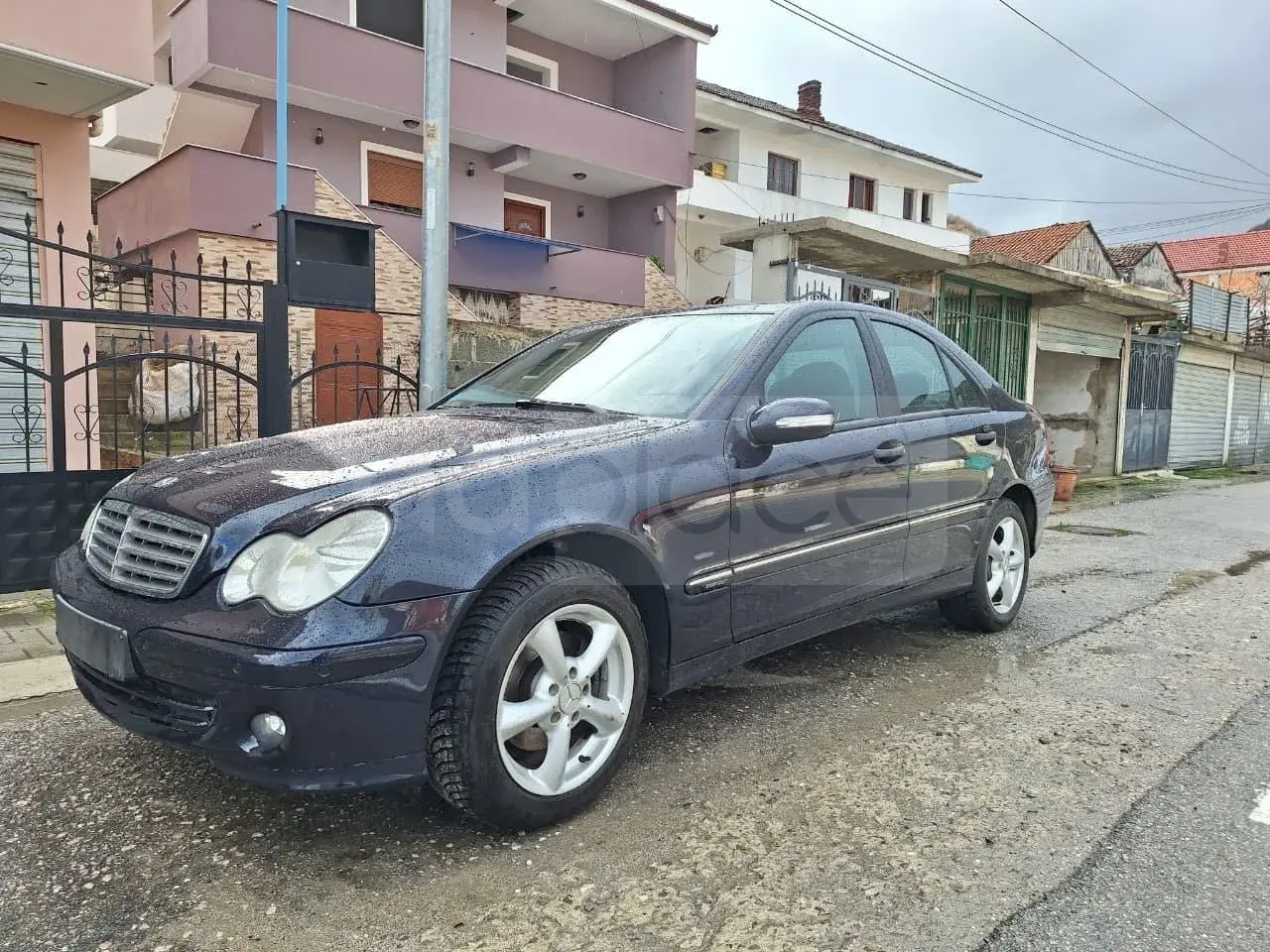 Mercedes-Benz C-Class 2007