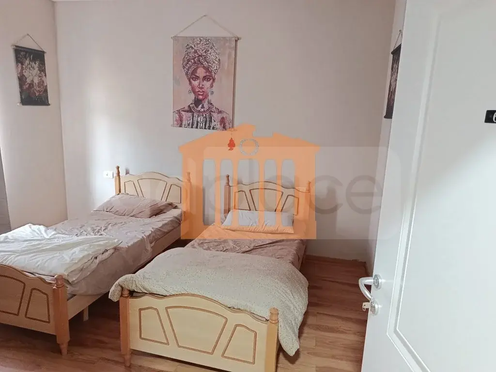 Pasuri të patundshme komerciale 600 m² 6 kati