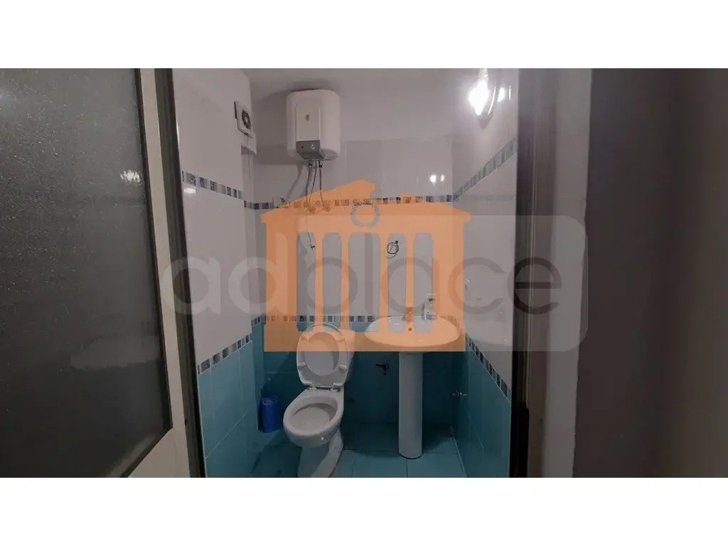 Pasuri të patundshme komerciale 40 m² 1 kati