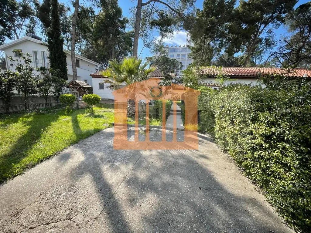 Vilë 80 m² 1 kati