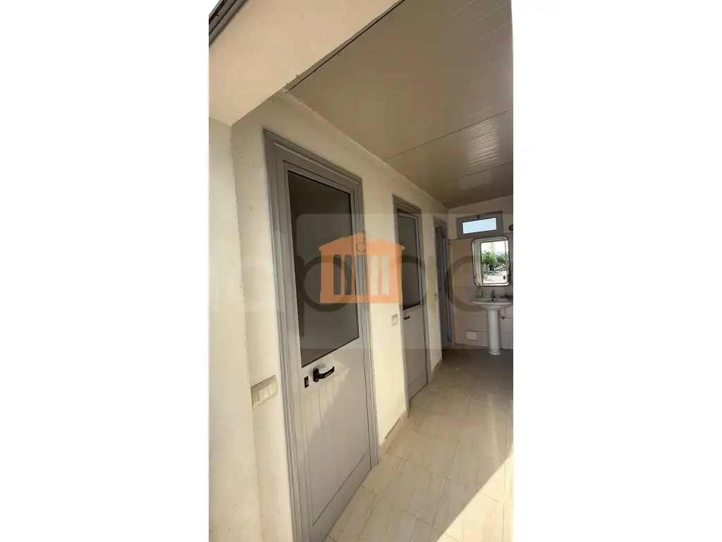 Pasuri të patundshme komerciale 750 m²