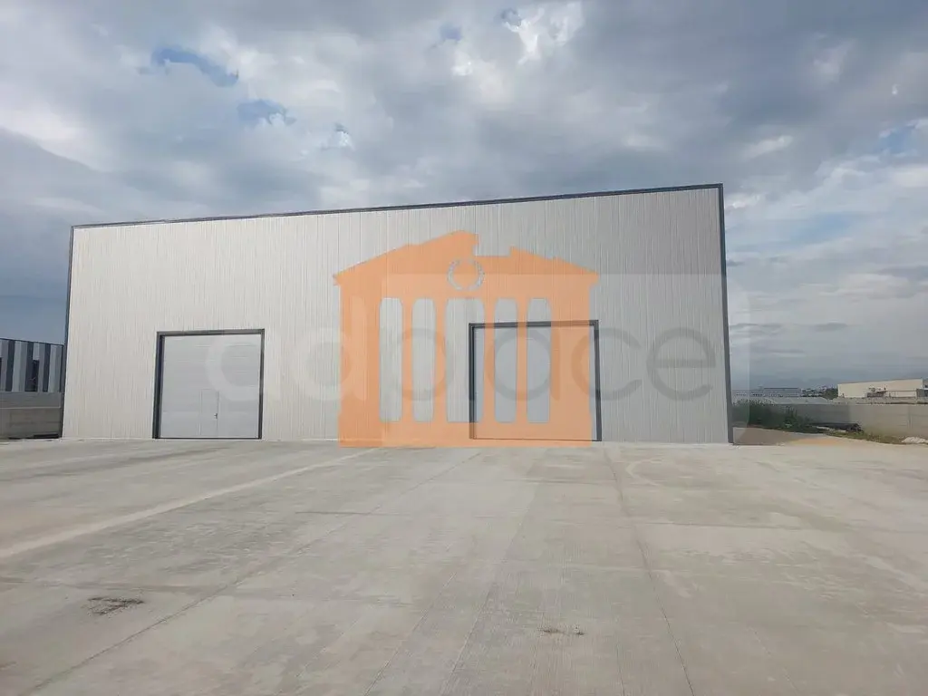 Pasuri të patundshme komerciale 1500 m² 1 kati