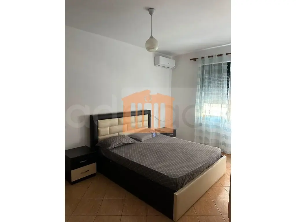 Apartament 1+2 dhoma 80 m² 2 kati