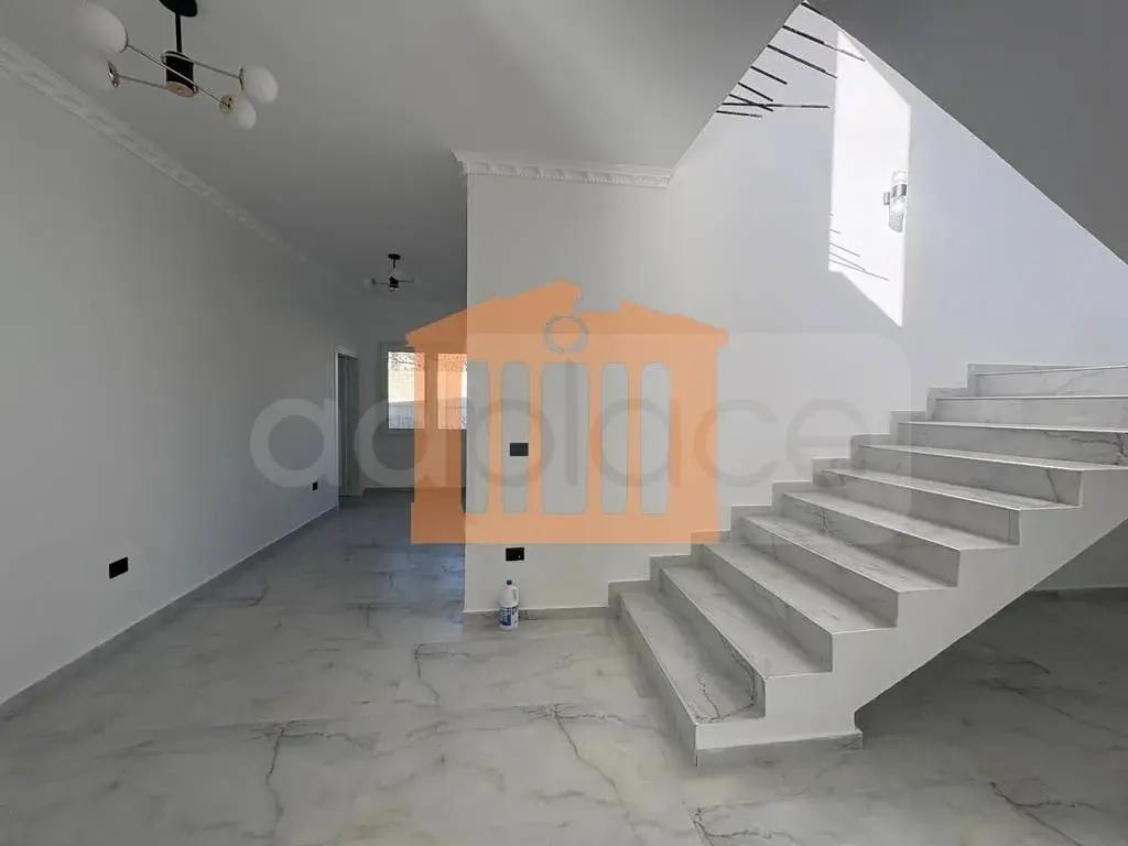 Vilë 146 m² 1 kati