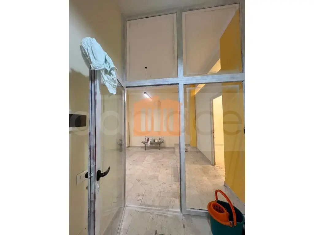 Pasuri të patundshme komerciale 85 m² 1 kati