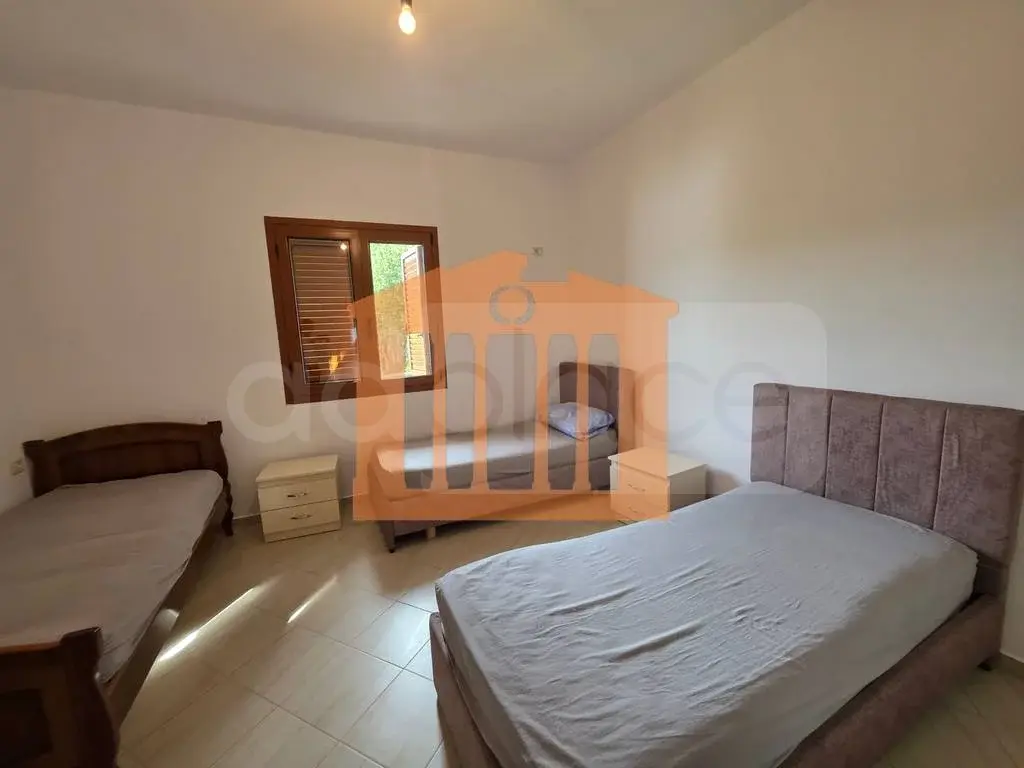 Apartament 1+3 dhoma 106 m² 1 kati