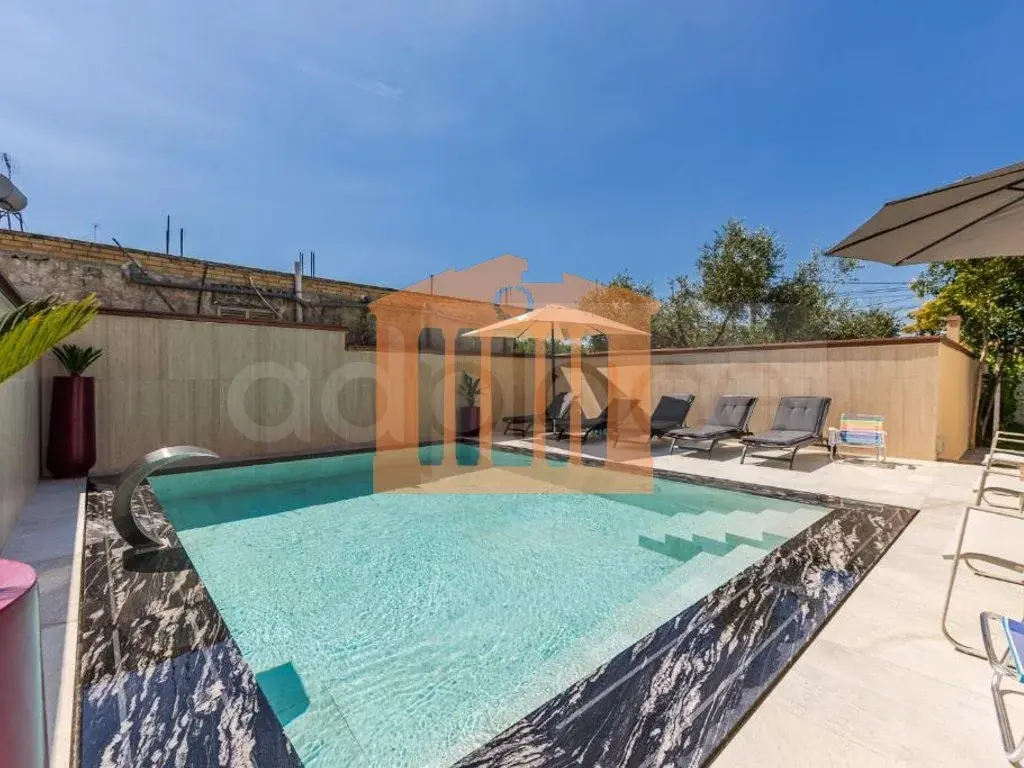 Vilë 160 m² 1 kati