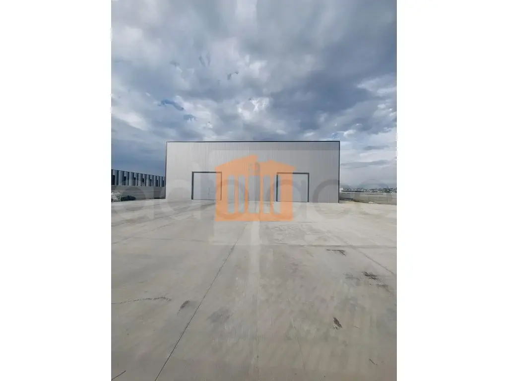Pasuri të patundshme komerciale 1500 m² 1 kati