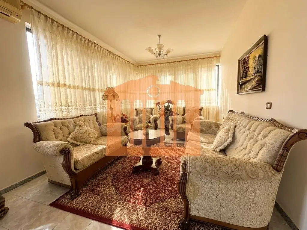 Apartament 1+2 dhoma 220 m² 2 kati