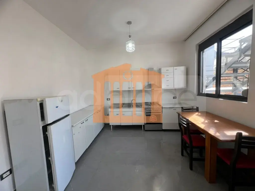 Apartament 1+2 dhoma 100 m² 2 kati