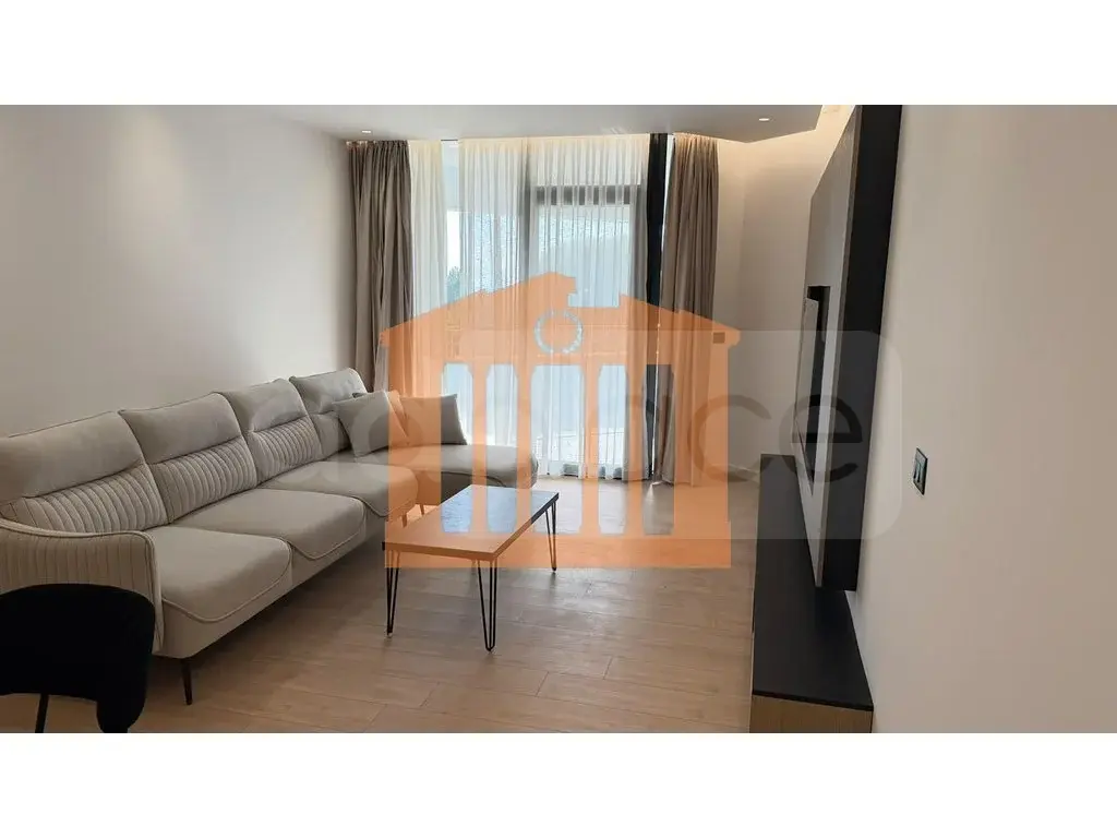 Apartment 1+2 rooms 98 m² 4 floor