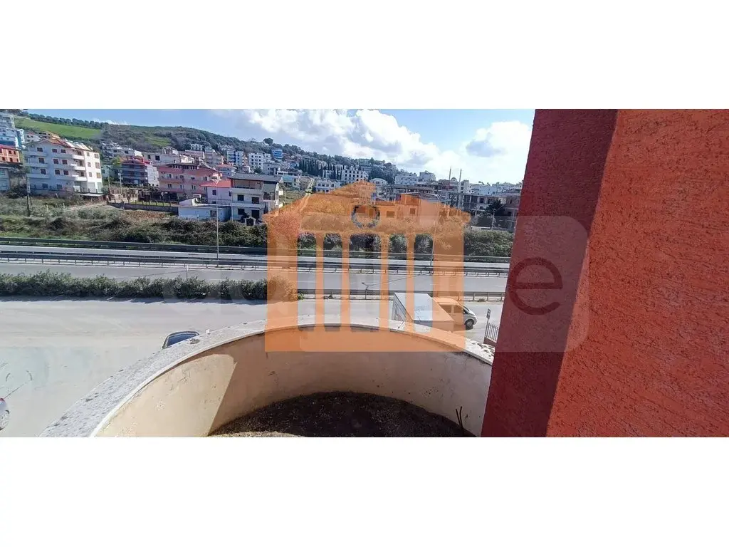 Apartament 1+1 dhoma 65 m² 3 kati