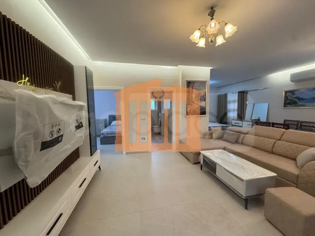 Apartament 1+2 dhoma 130 m² 1 kati