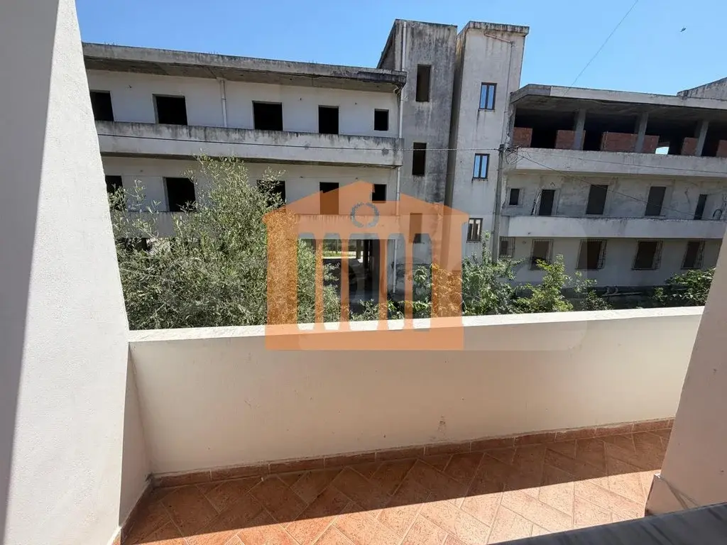Apartament 1+1 dhoma 65 m² 2 kati