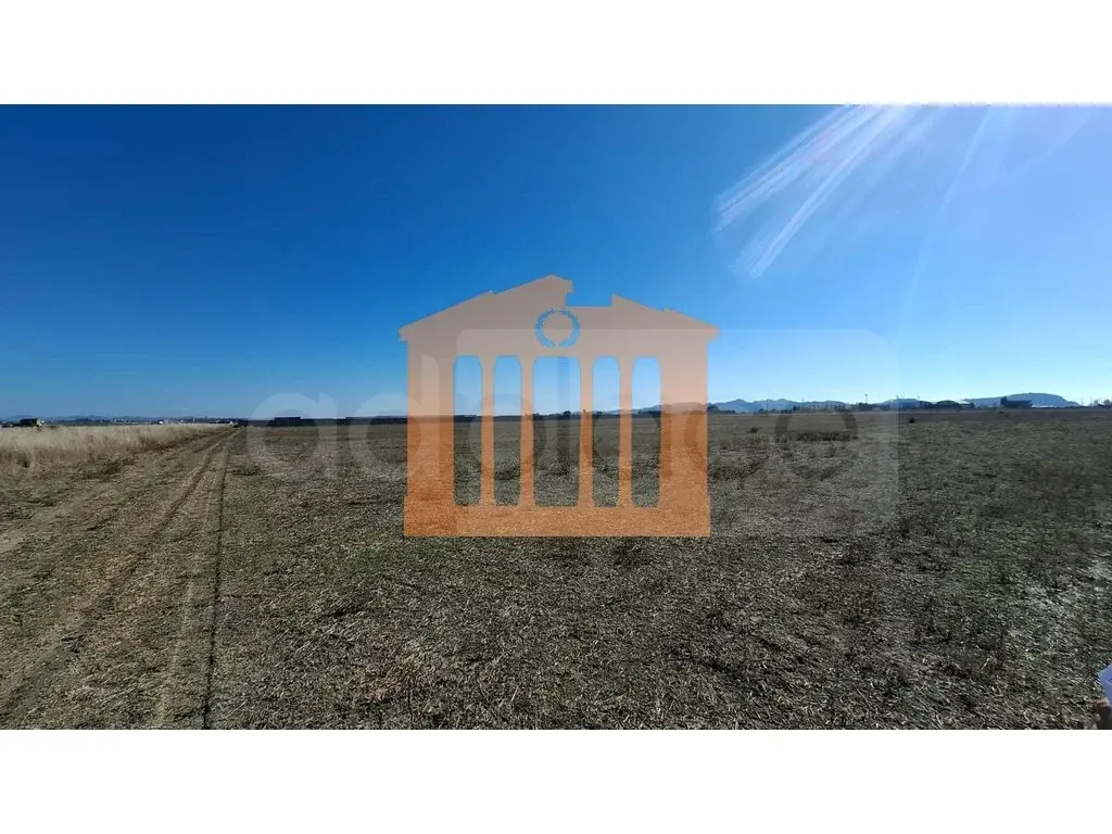 Parcela toke 5487 m²