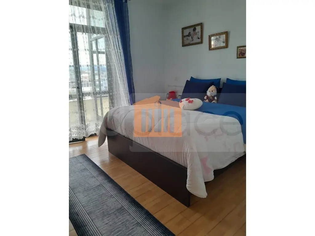 Apartament 1+3 dhoma 162 m² 3 kati