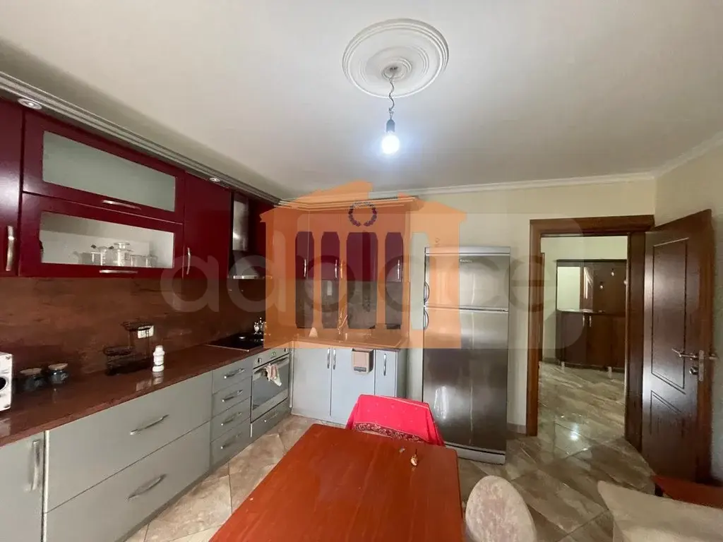 Apartament 1+2 dhoma 90 m² 3 kati