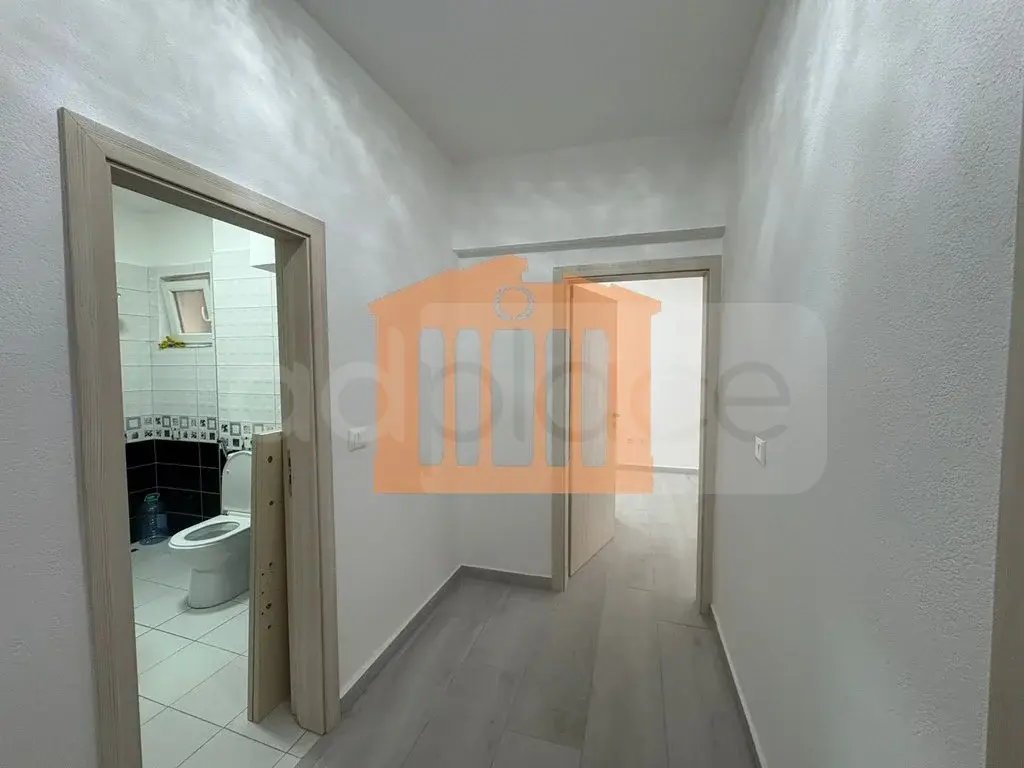 Pasuri të patundshme komerciale 80 m² 1 kati