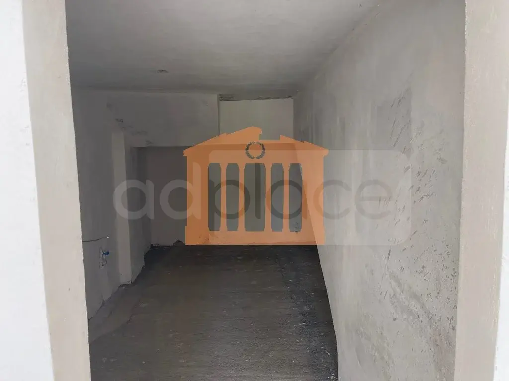 Pasuri të palujtshme komerciale 40 m² 1 kati