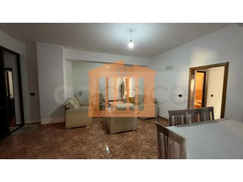 Apartament 1+3 dhoma 124 m² 5 kati
