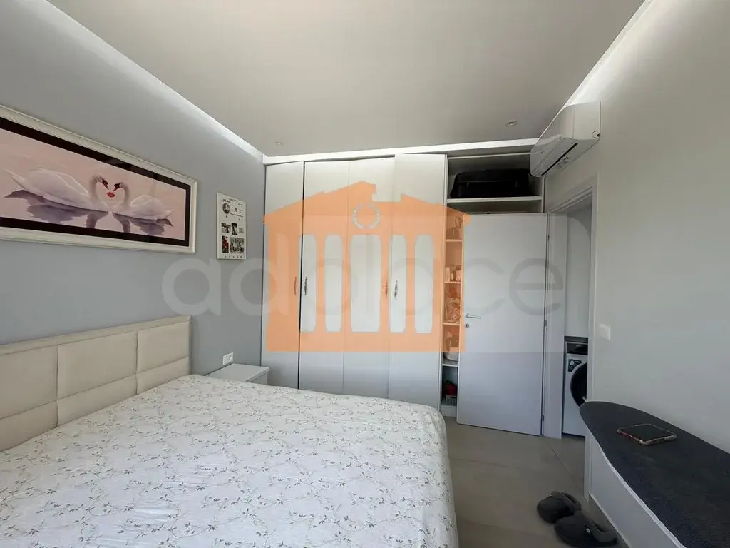 Apartament 1+1 dhoma 65 m² 3 kati