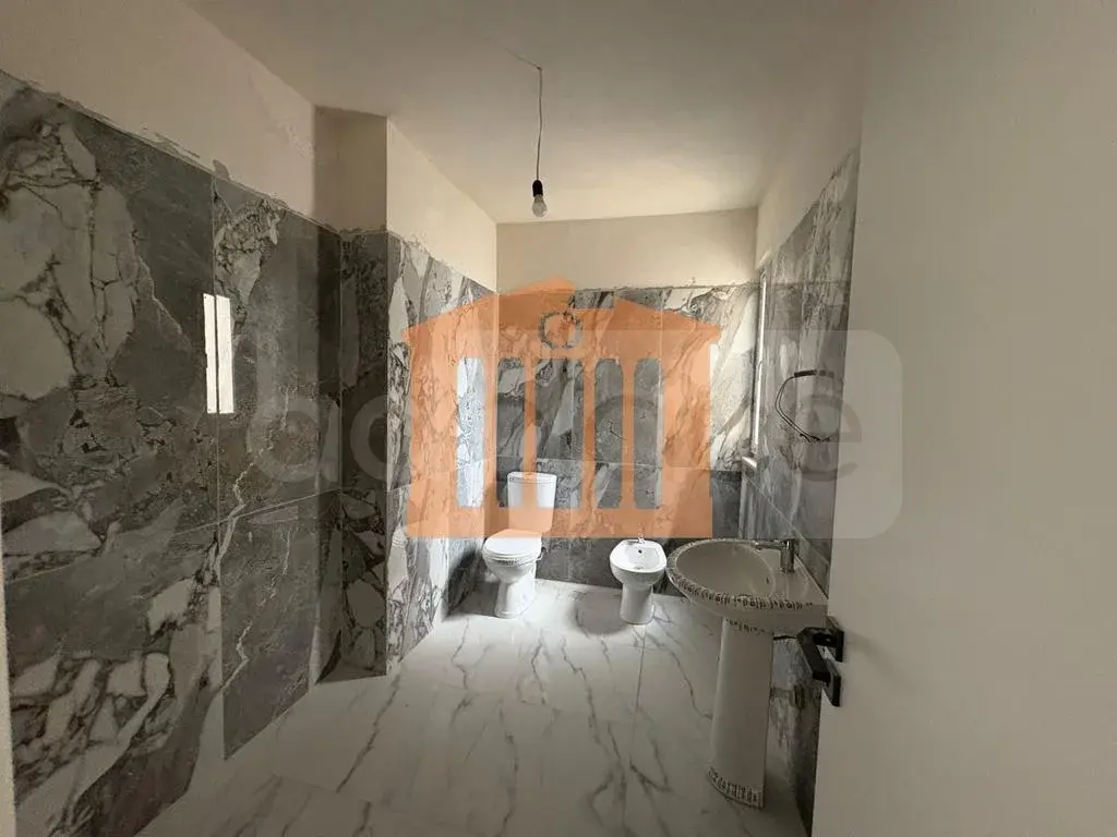 Apartament 1+2 dhoma 87 m² 1 kati