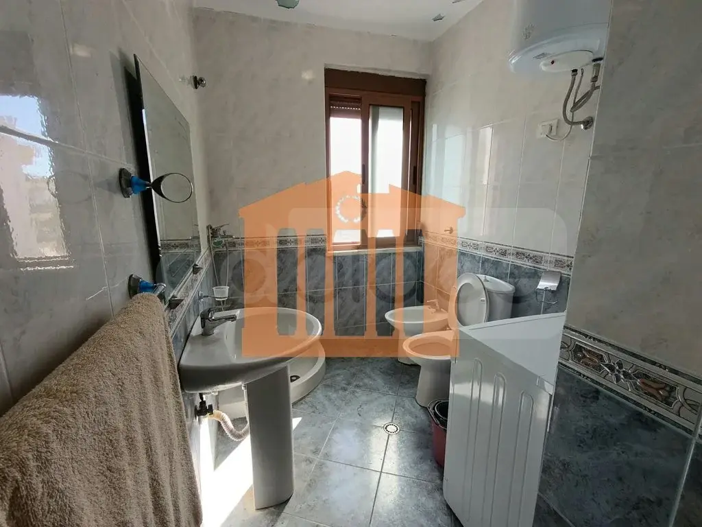 Apartament 1+2 dhoma 84 m² 3 kati