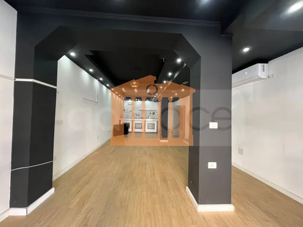 Pasuri të palujtshme komerciale 65 m² 1 kati