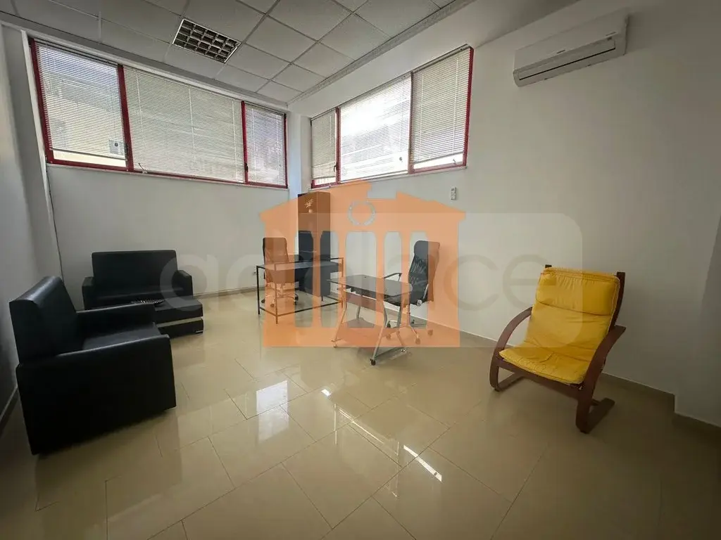 Pasuri të patundshme komerciale 52 m² 2 kati