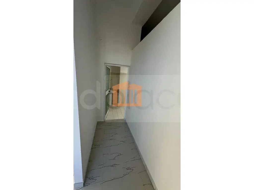 Pasuri të patundshme komerciale 120 m² 1 kati