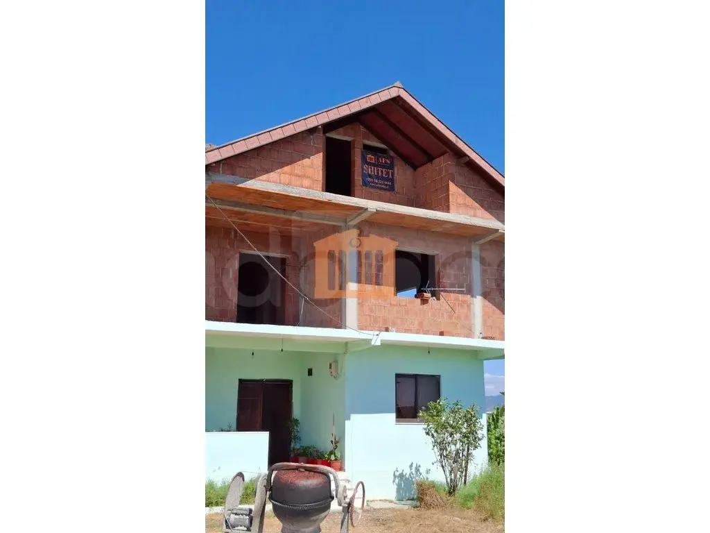 Vilë 278 m² 1 kati