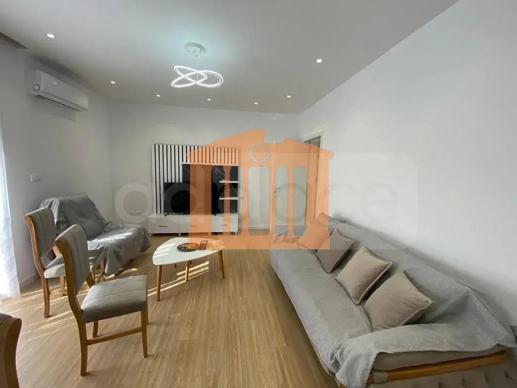 Apartament 1+2 dhoma 120 m² 2 kati