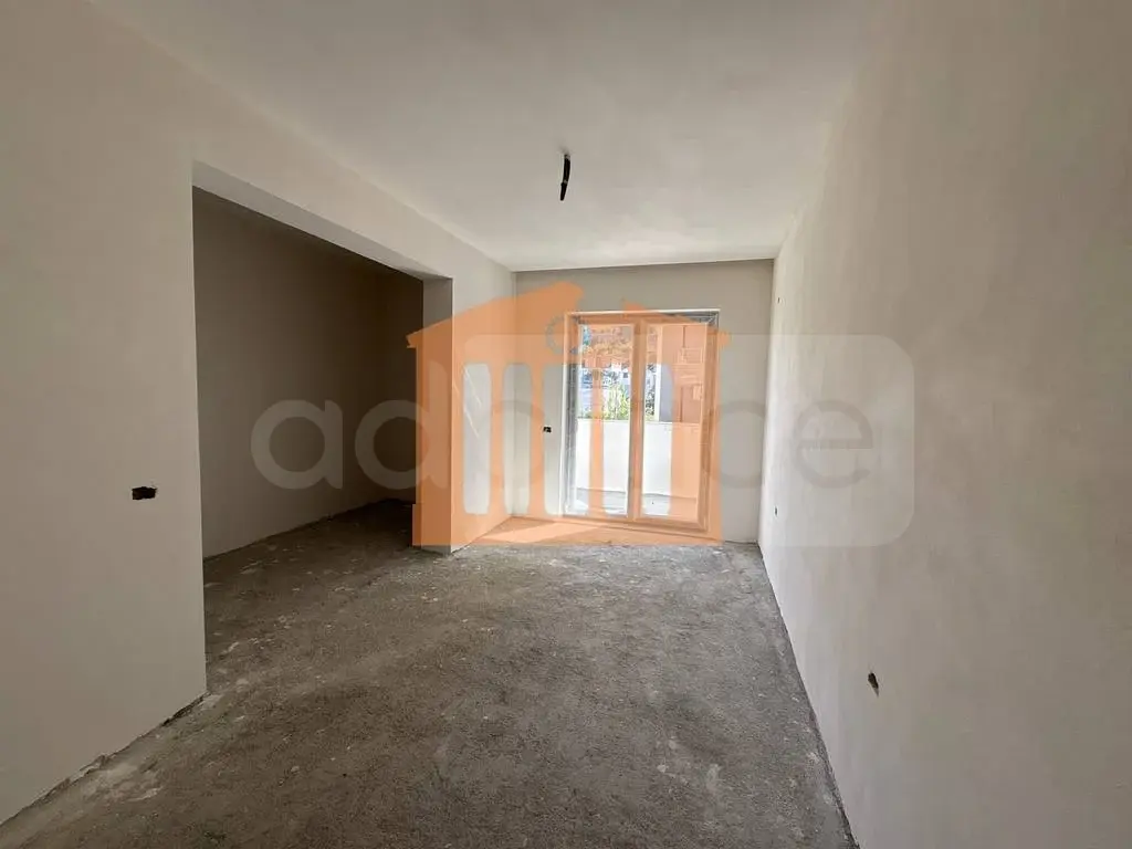 Apartament 1+1 dhoma 79 m² 1 kati
