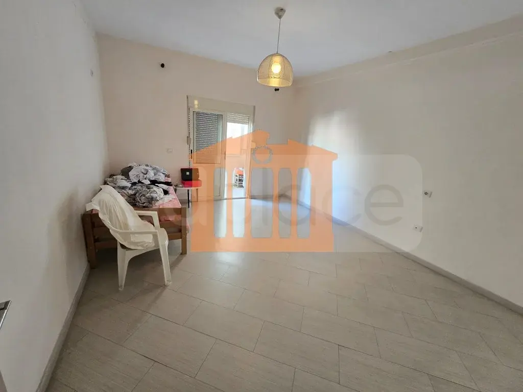 Apartament 1+2 dhoma 106 m² 3 kati