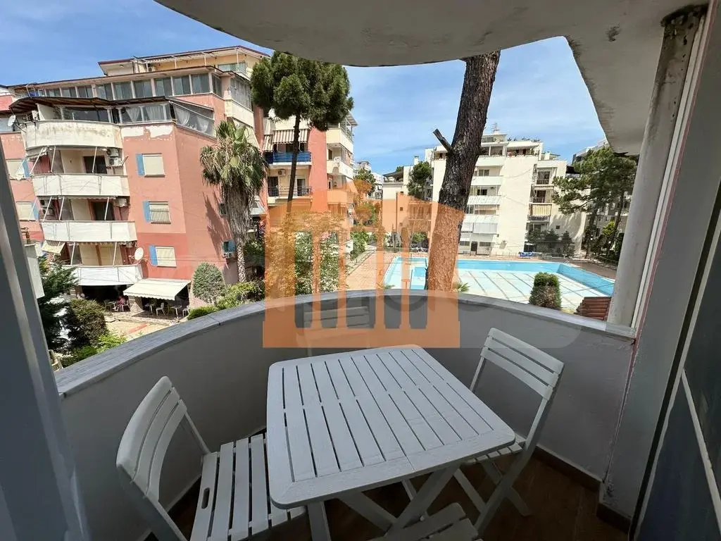 Apartament 1+2 dhoma 80 m² 2 kati
