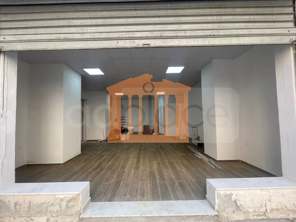 Pasuri të patundshme komerciale 64 m² 1 kati