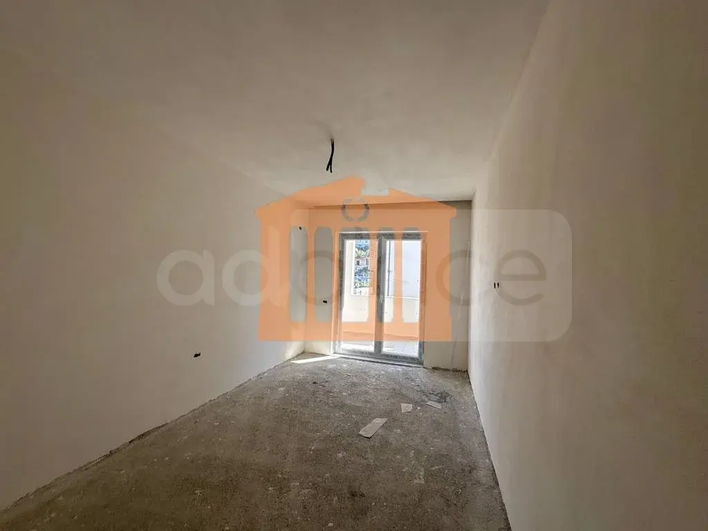 Apartament 1+2 dhoma 106 m² 2 kati
