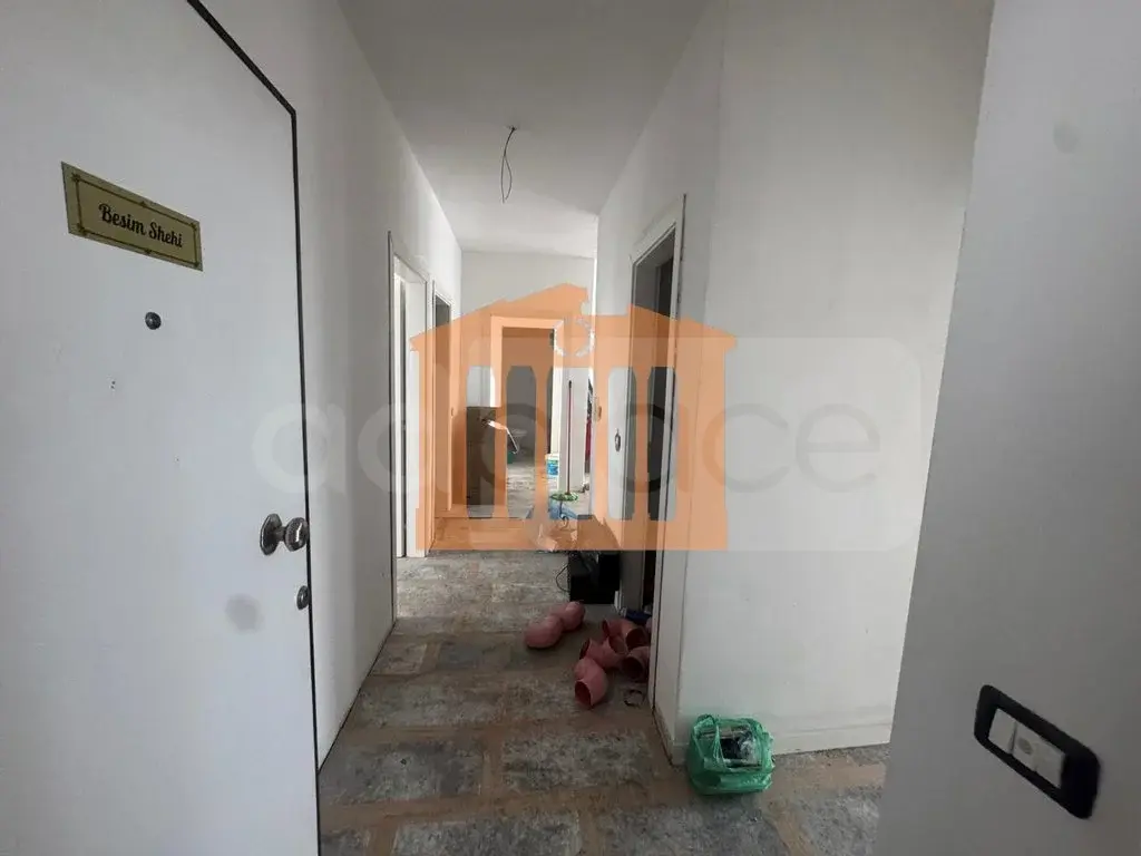 Apartament 1+3 dhoma 110 m² 6 kati