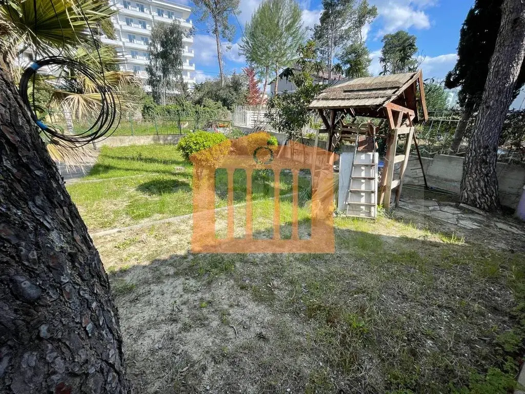 Vilë 80 m² 1 kati