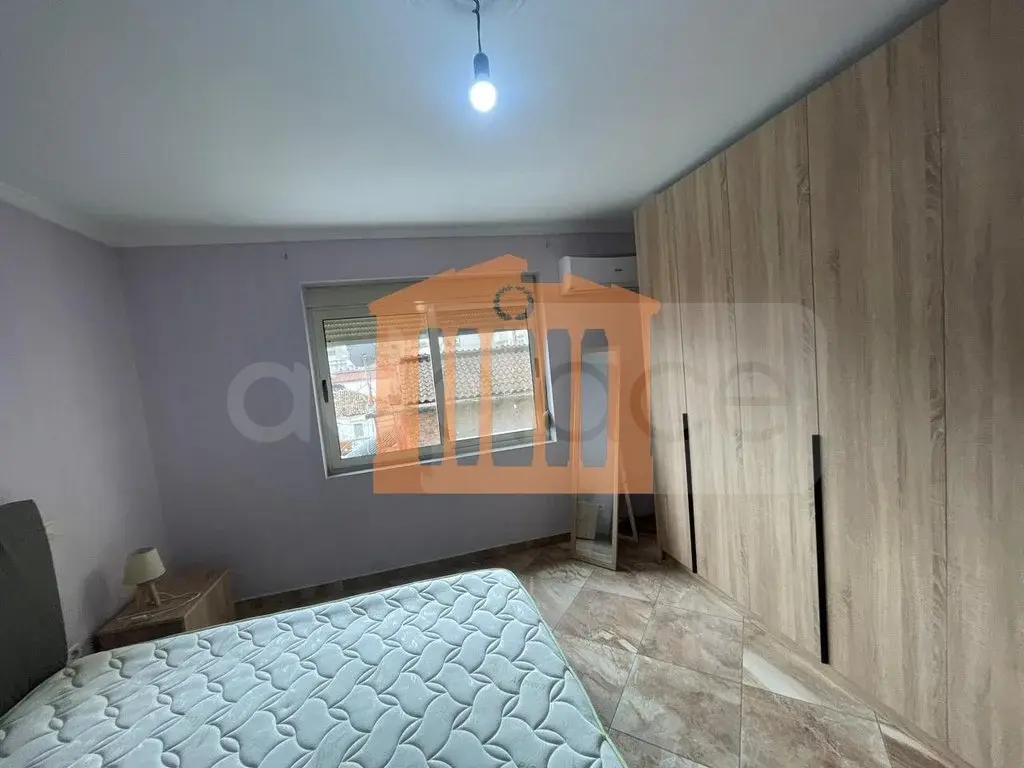 Apartament 1+2 dhoma 90 m² 3 kati